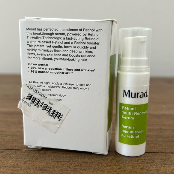Murad Resurgence retinol youth renewal serum - Picture 3 of 6
